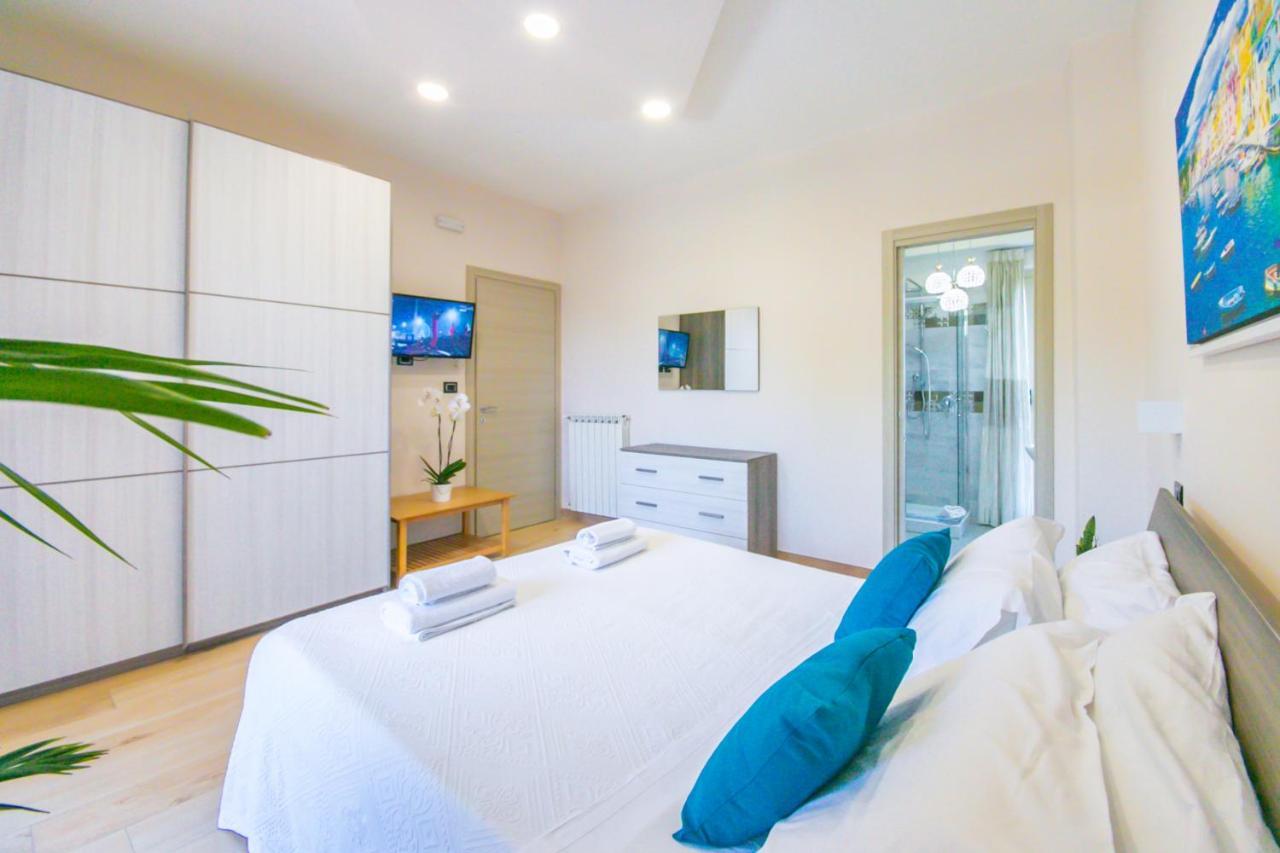 カステッランマーレ・ディ・スタービア Perla Stabia Bed & Breakfast エクステリア 写真